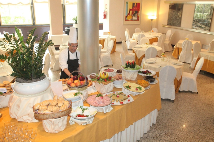 Hotel President