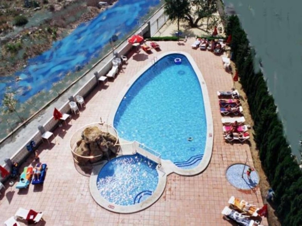 Hotel Primavera II