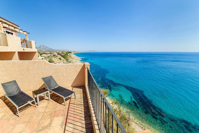 Hotel Pueblo Acantilado Suites