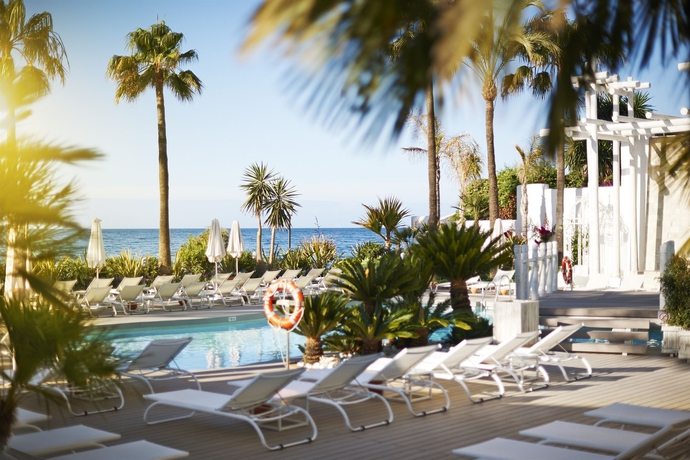 Hotel Puente Romano