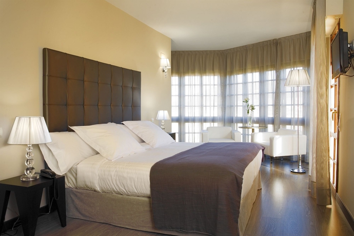 Hotel Puerta Del Camino