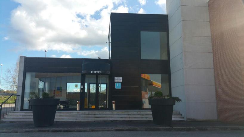 Hotel Puerta de Santillana