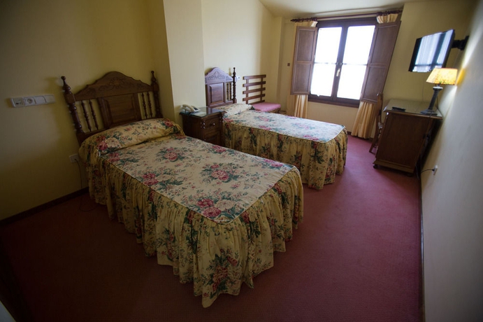 Hotel Puerta de la Villa