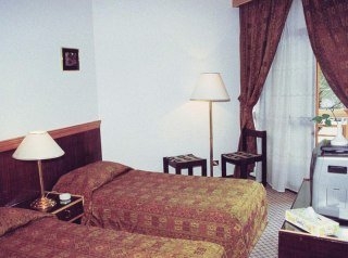 Hotel Pyramids