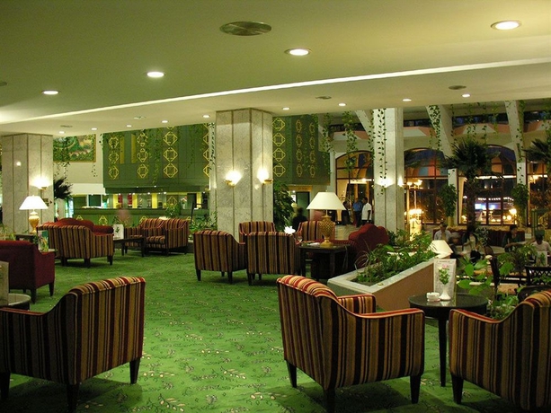 Hotel Pyramisa Isis Corniche
