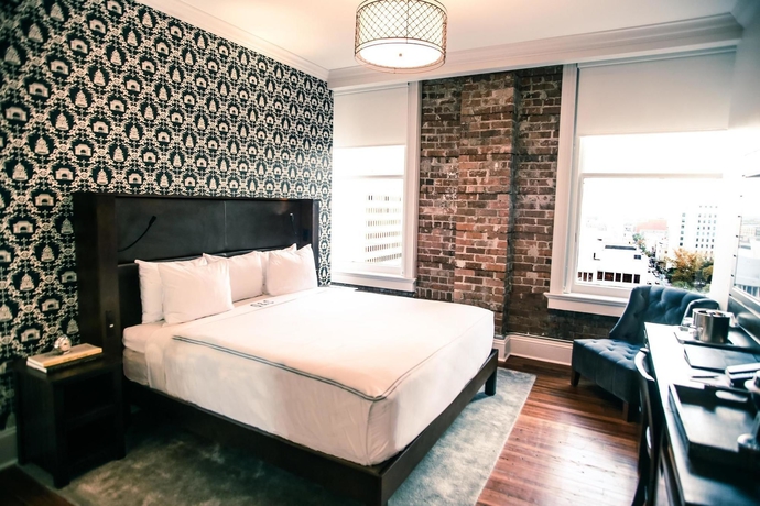 Hotel Queen & Crescent