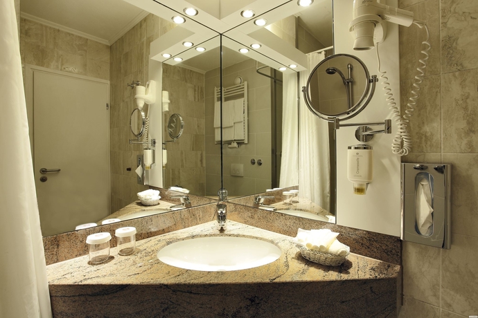 Hotel RAMADA FRANKFURT MESSE