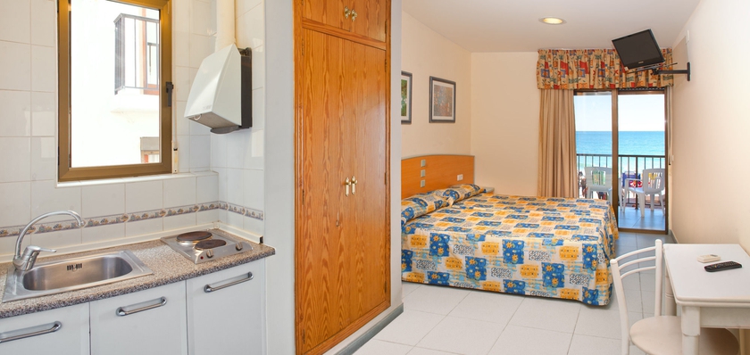Hotel RH Estudios Sol