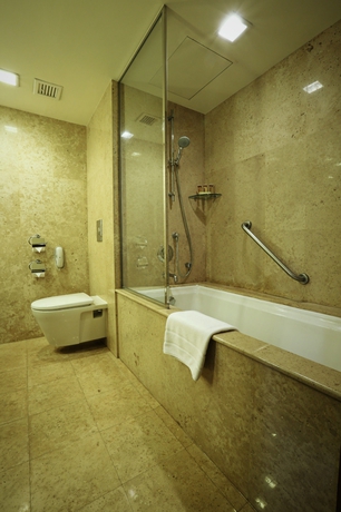 Hotel ROYAL ORCHID SHERATON
