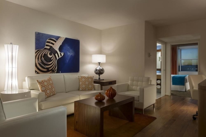 Hotel Radisson & Suites Austin
