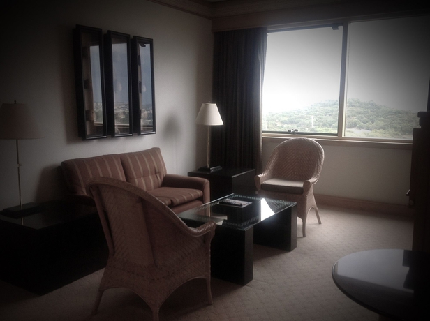 Hotel Rainbow Towers