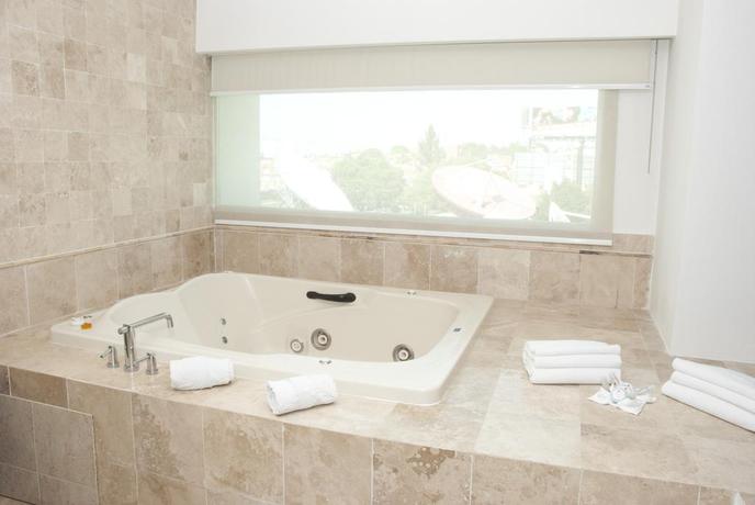 Hotel Ramada Aeropuerto México