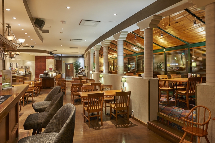 Hotel Ramada Airport