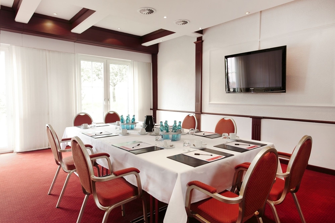 Hotel Ramada Frankfurt Airport West