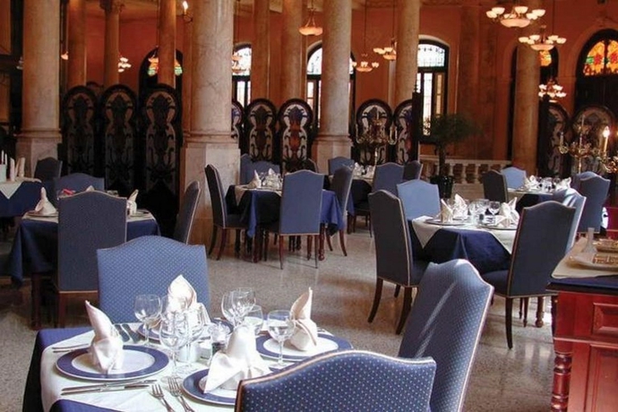 Hotel Raquel