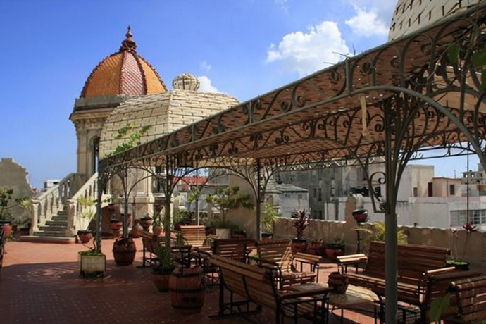 Hotel Raquel