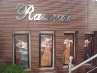 Hotel Raunak Plaza