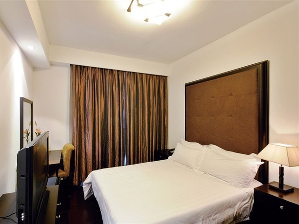 Hotel Rayfont Celebrity