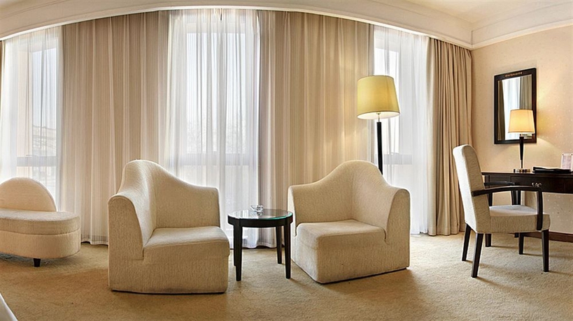 Hotel Redwall 
