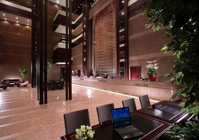 Hotel Regal Riverside