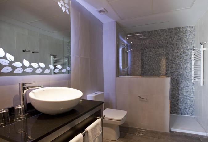 Hotel Reina Cristina