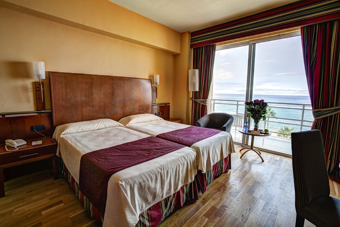 Hotel Reina Isabel