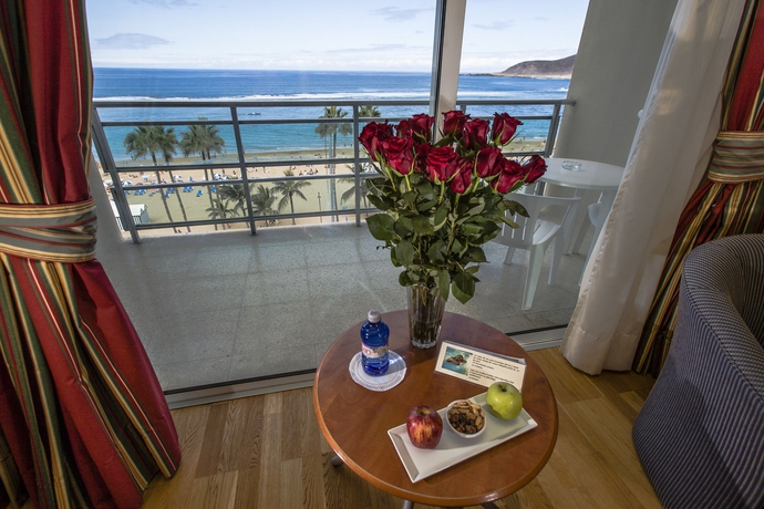 Hotel Reina Isabel