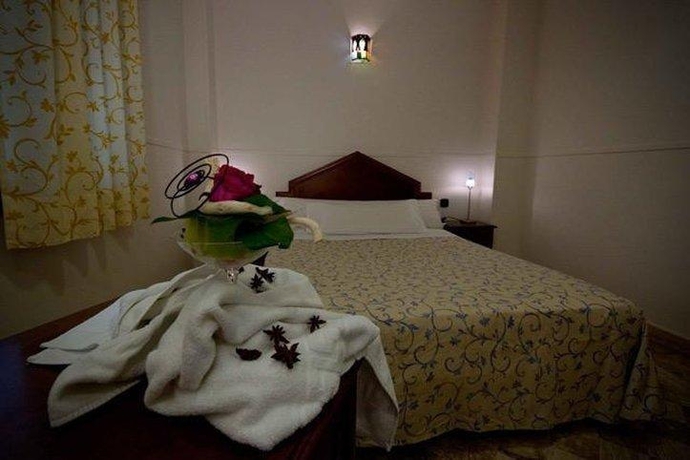Hotel Reina Mora