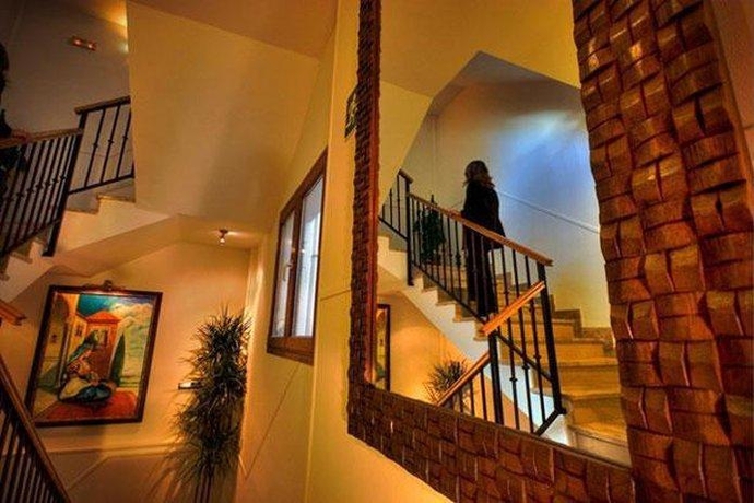 Hotel Reina Mora