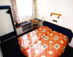 Hotel Relais Akena Melun Senart