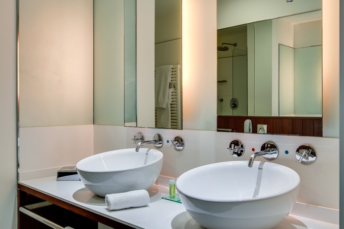 Hotel Renaissance Barcelona Airport