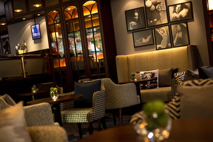 Hotel Renaissance Dusseldorf