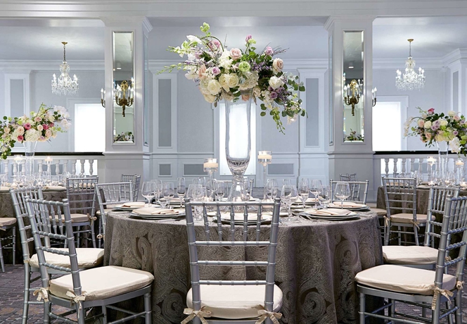 Hotel Renaissance Mayflower