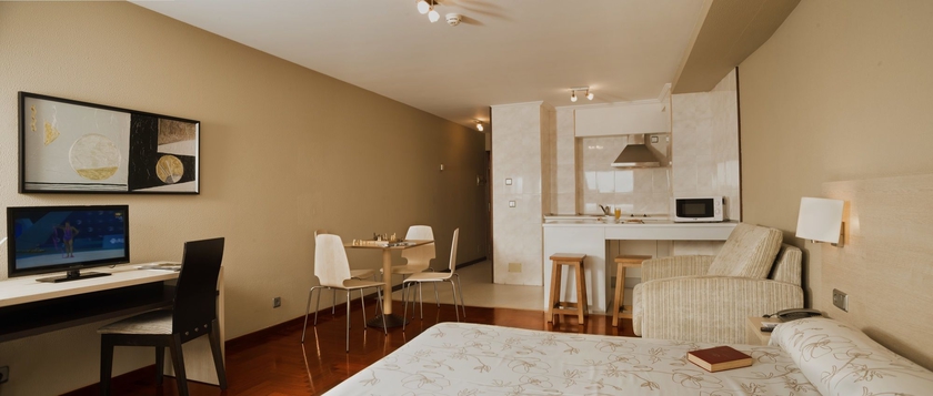 Hotel Residencial Portazgo