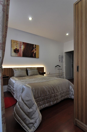Hotel Residencial Porto Madrid