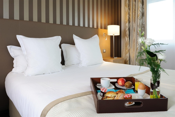 Hotel Residhome Nantes Berges De Loire