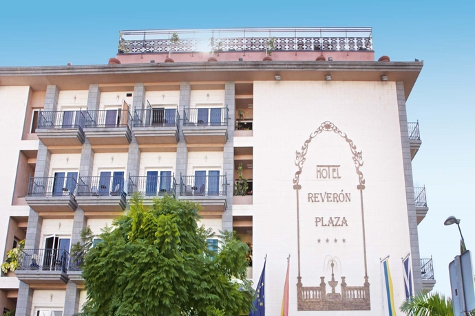 Hotel Reveron Plaza