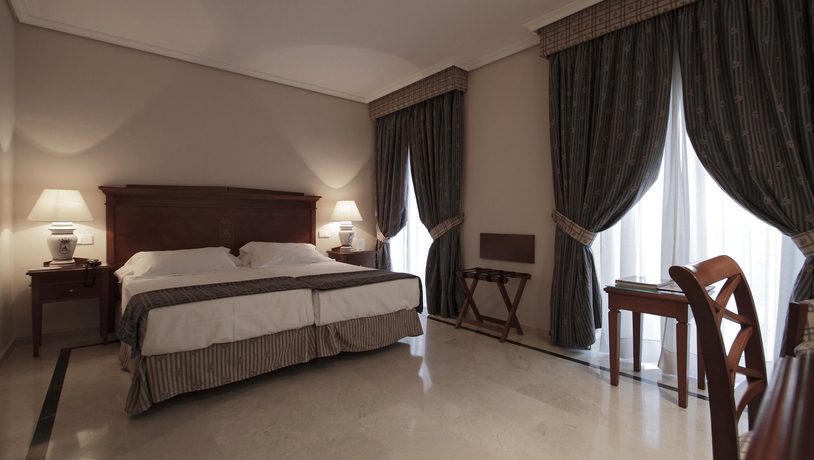Hotel Rey Alfonso X