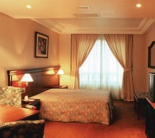 Hotel Reynolds International