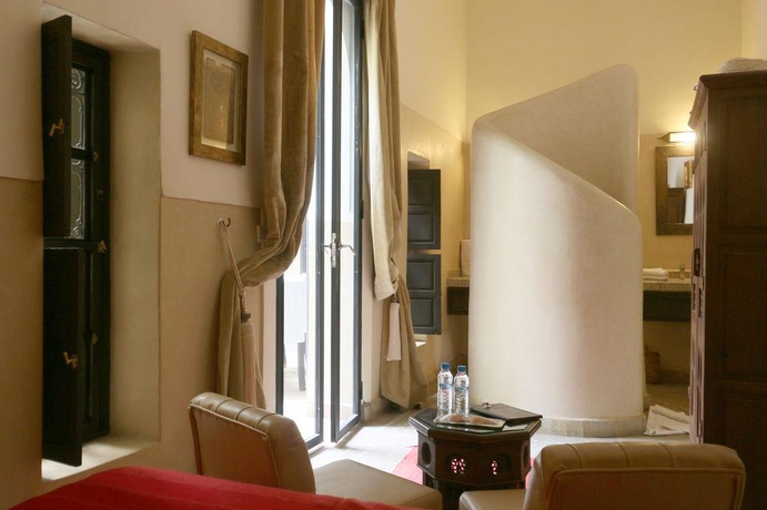 Hotel Riad Ambre Et Epices
