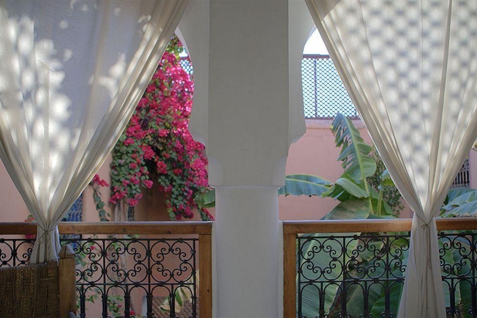 Hotel Riad Ineslisa