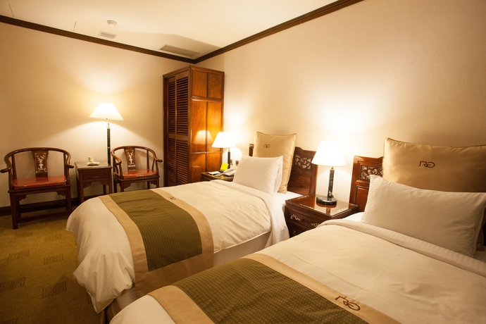 Hotel Rich Garden 