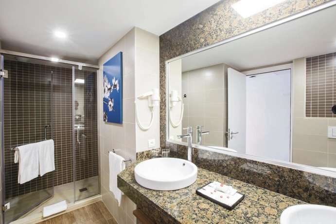 Hotel Riu Bravo