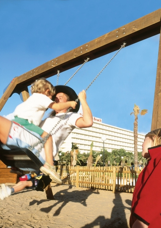 Hotel Riu Oliva Beach