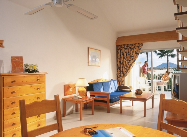 Hotel Riu Oliva Beach