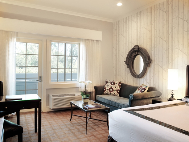Hotel River Terrace Inn