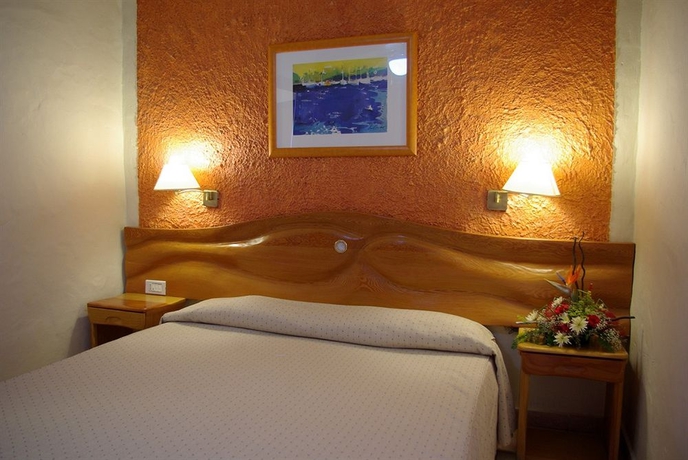 Hotel Rocamar Beach