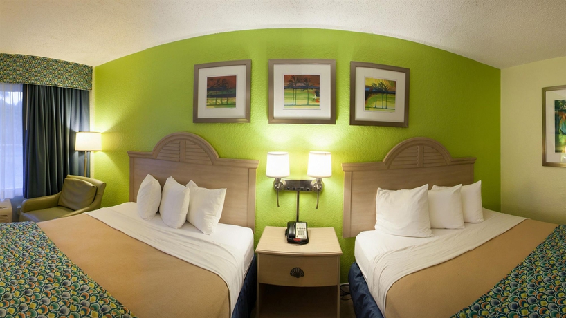 Hotel Rodeway Inn  And  Suites