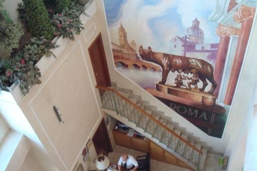 Hotel Roma Aurea