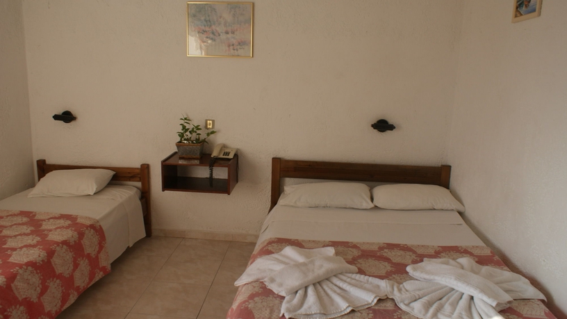 Hotel Roxani